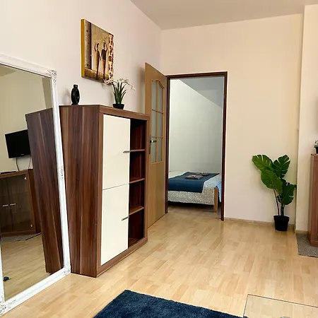 Appartement Adm Spacious In Center - Wifi, Coffee, Ac *